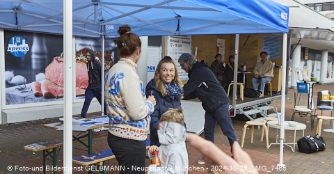 25.10.2025 - Illustrationen und Wall Art mit Katharina Konte und Architekten Herbert Kocht des Marx-Zentrum  
